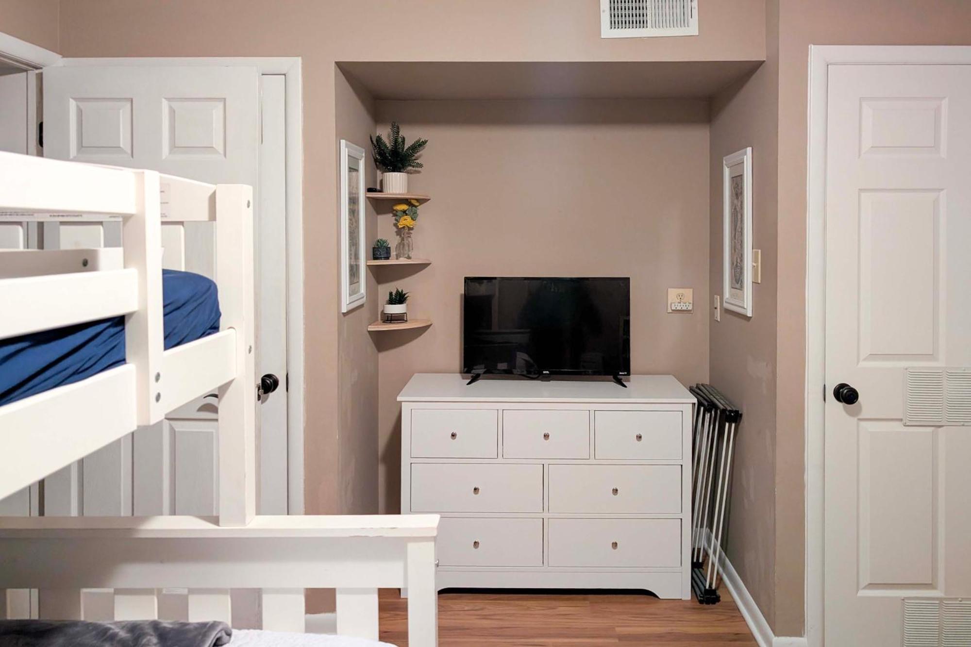 Coastal Condo With Pool, 1 Block To Wildwood Beach! 외부 사진