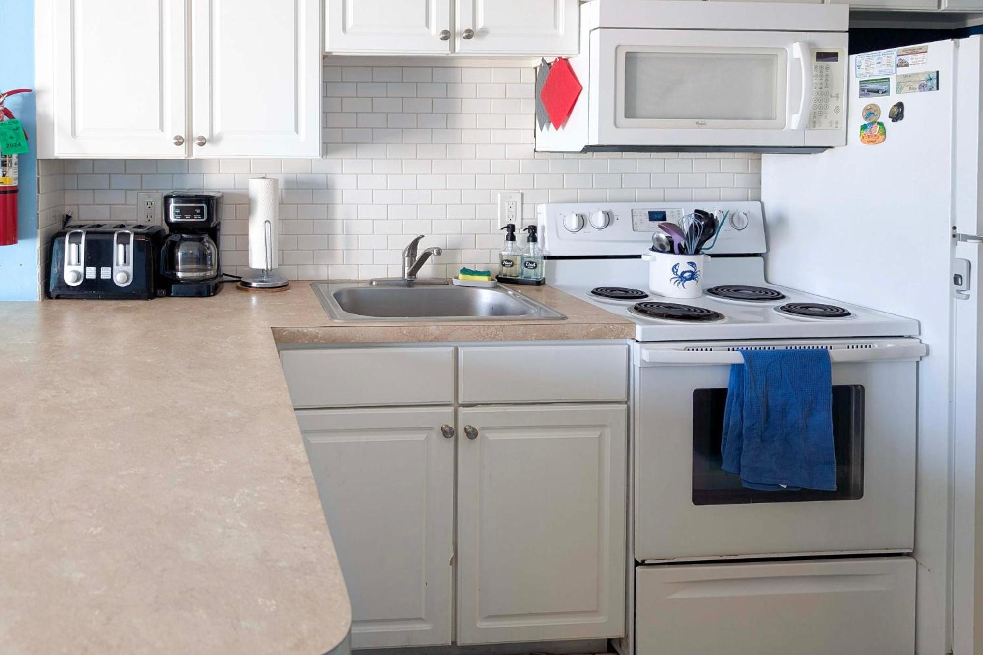 Coastal Condo With Pool, 1 Block To Wildwood Beach! 외부 사진